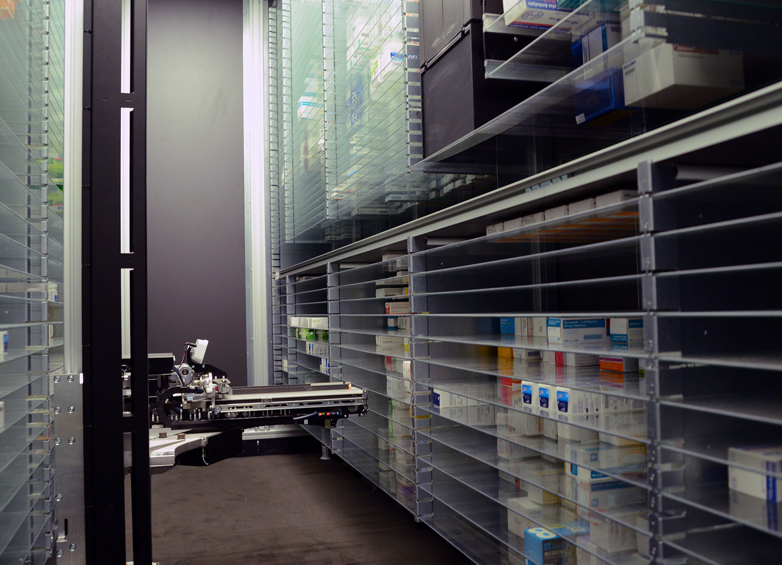 Gerät in der Apotheke, um Medikamente zu sortieren.